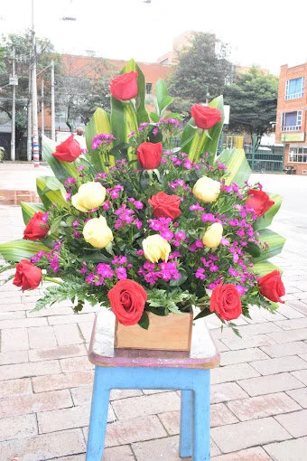 Arreglos florales para cumpleaños de 50 años » 【Arreglos Marleny】