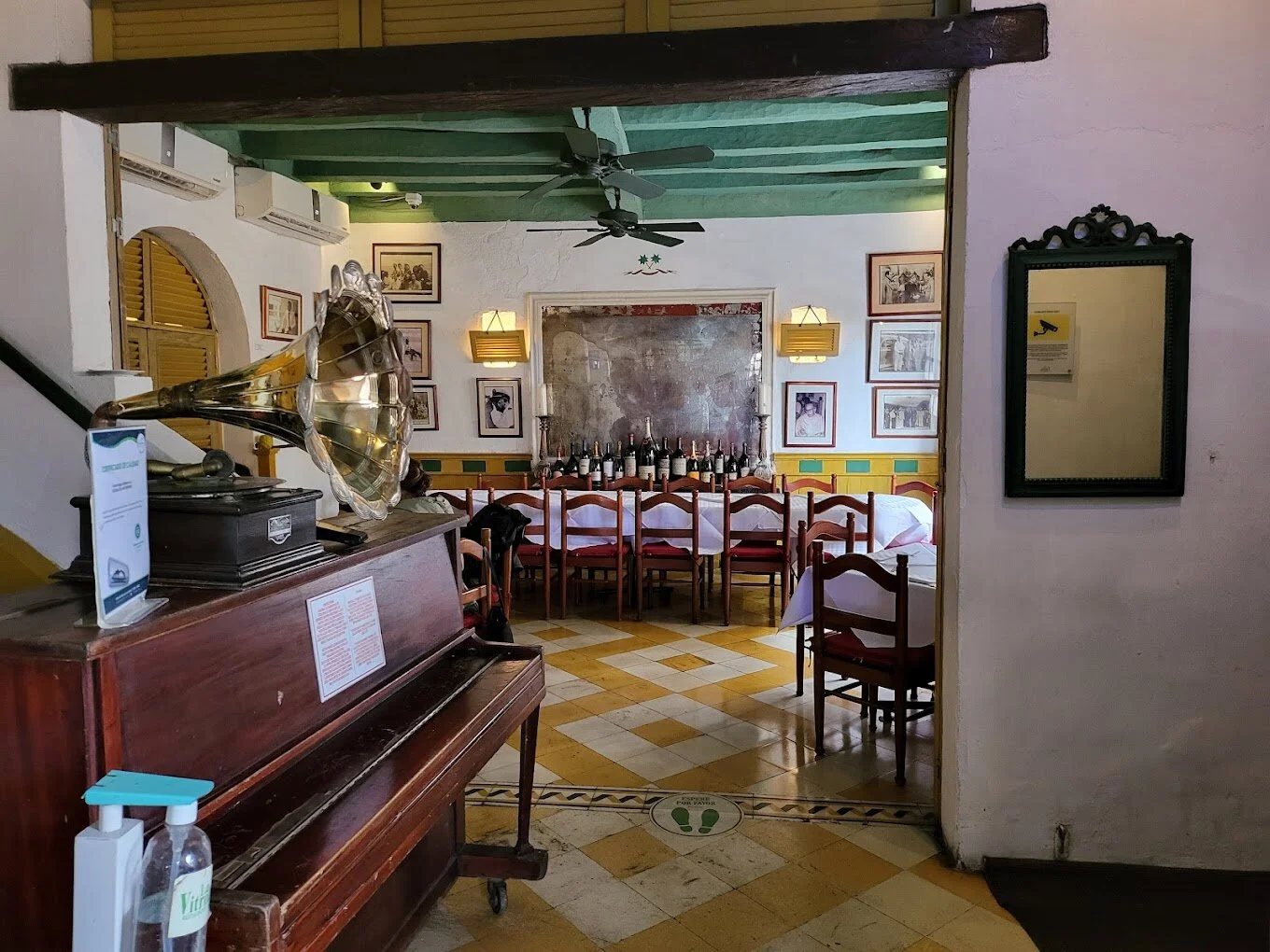 Restaurante-restaurante-bar-la-vitrola-22881