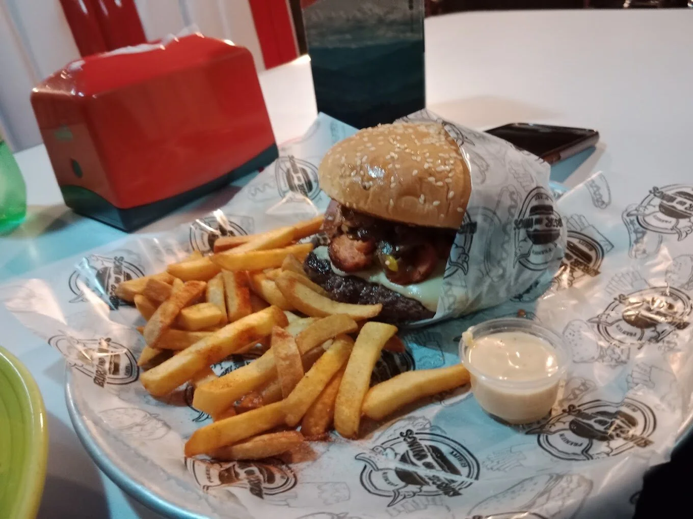 Restaurante-burger-and-wings-24265