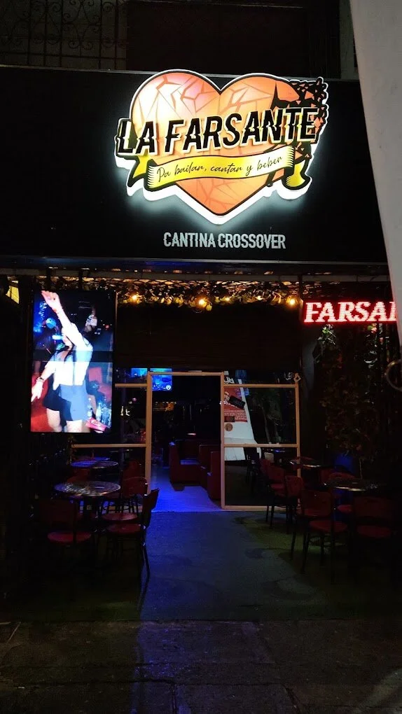 La Farsante - Cantina Crossover-9934