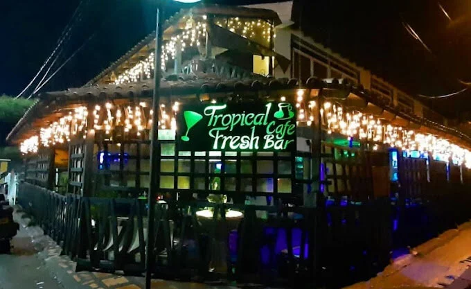 Tropical fresh cafe - bar-10494