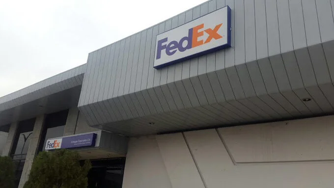 Centro de Envío FedEx-11563