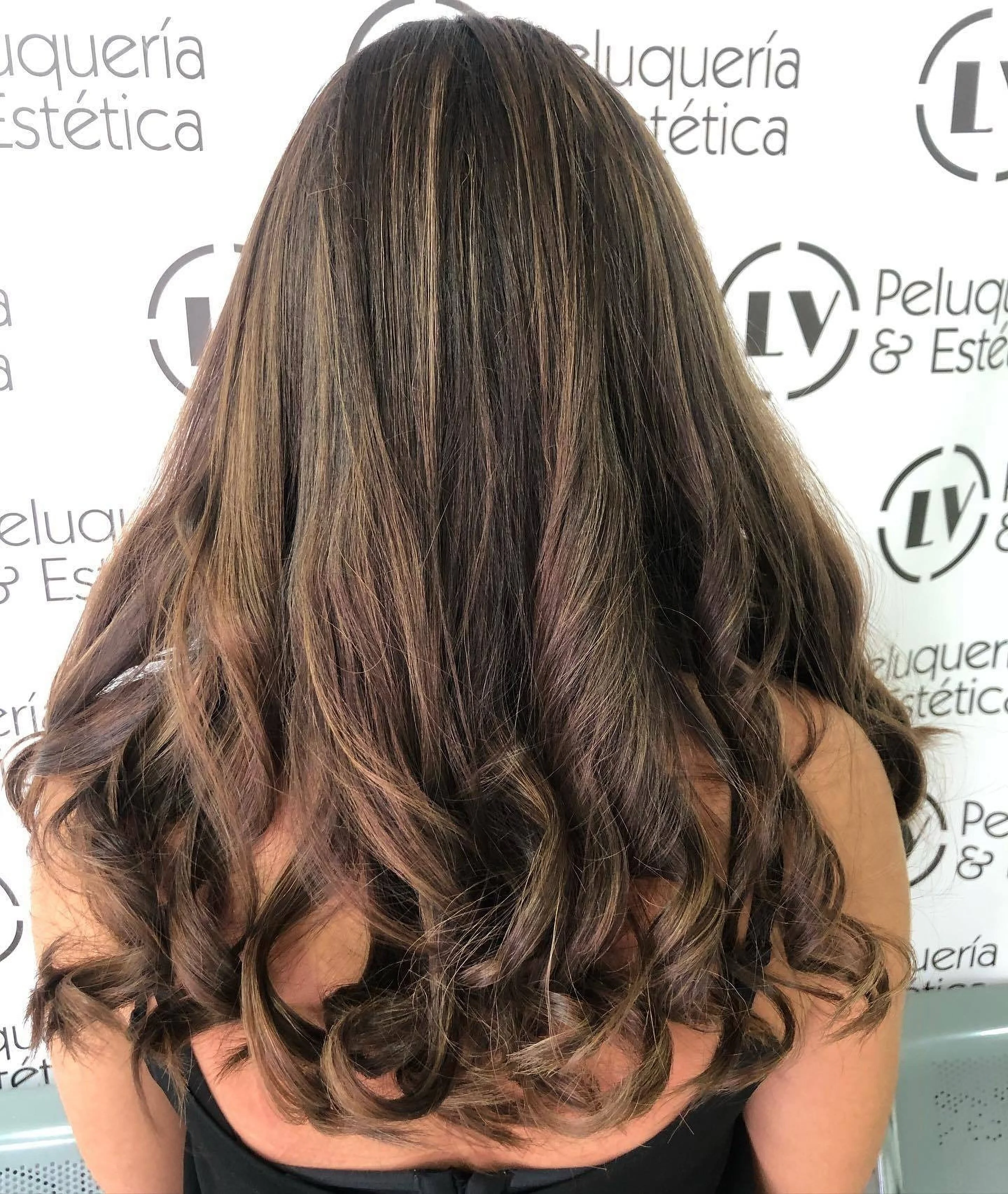 Peluquería ㅤ-lv-peluqueria-estetica-7061