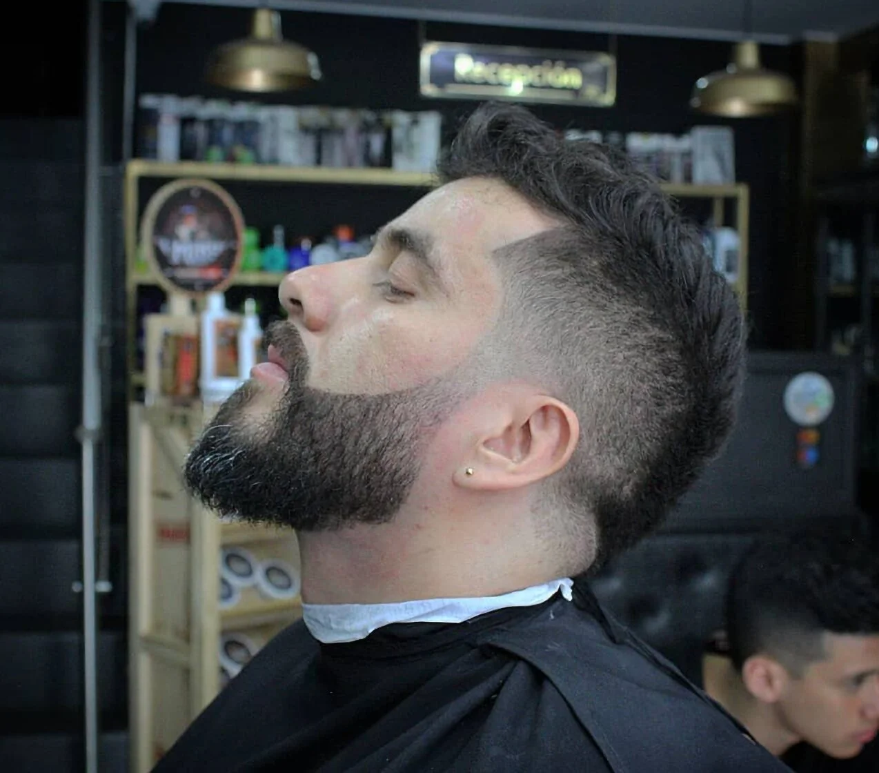 Barbería-escuela-de-barberos-ibague-darell-academia-y-barberia-7651
