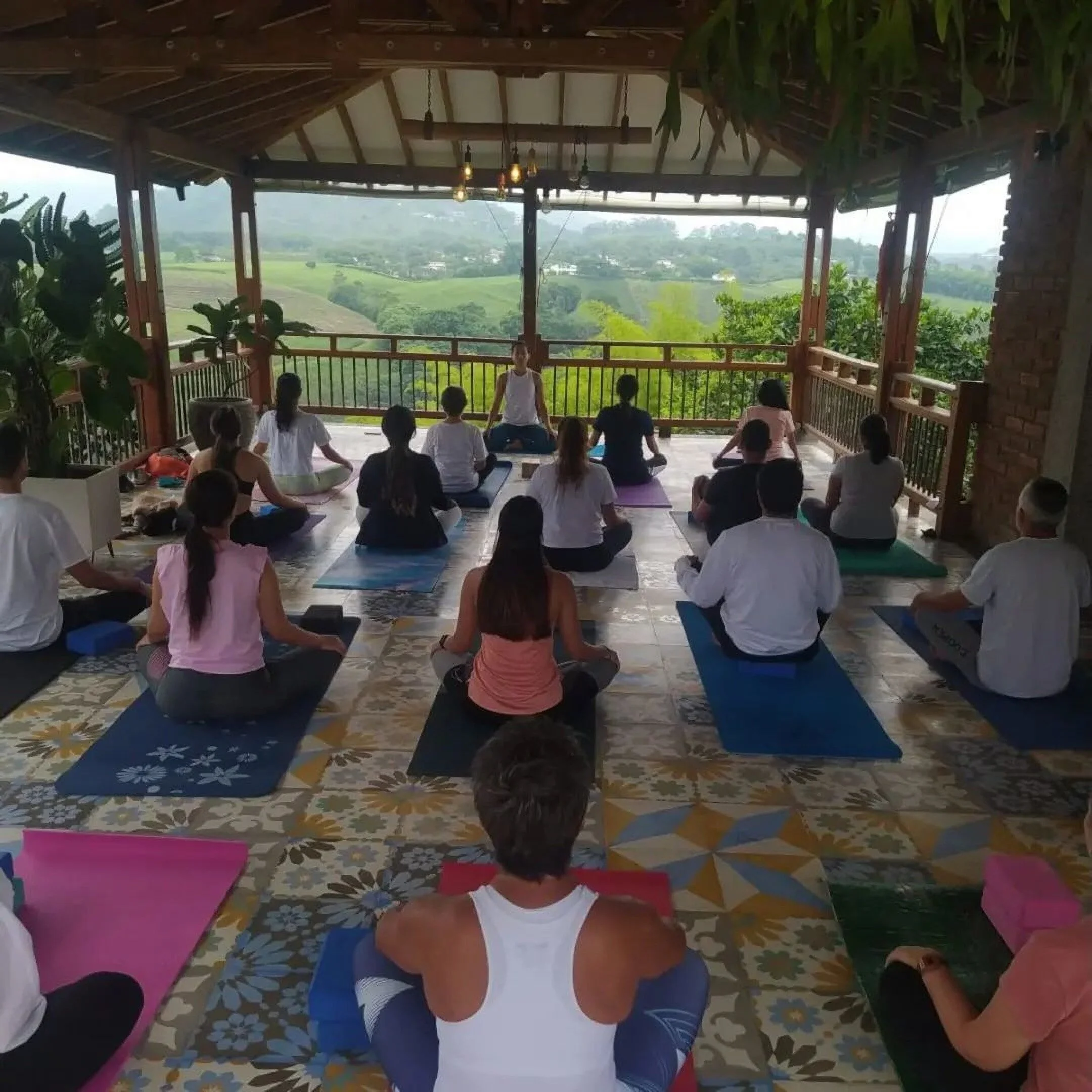 Yoga-yoga-meditacion-mindfulness-en-pereira-y-dosquebradas-omdas-9020