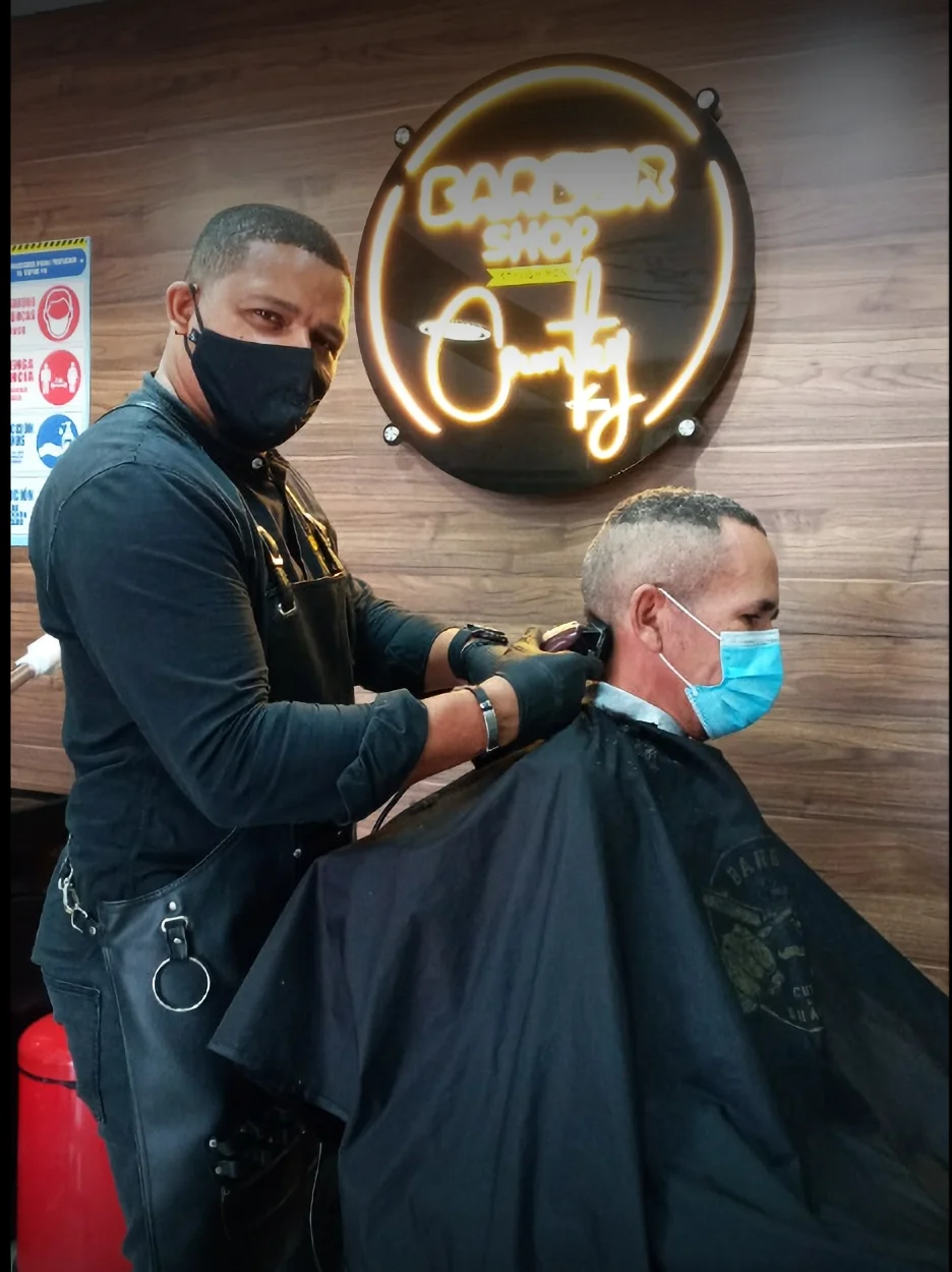 Barbería-country-barber-shop-9354